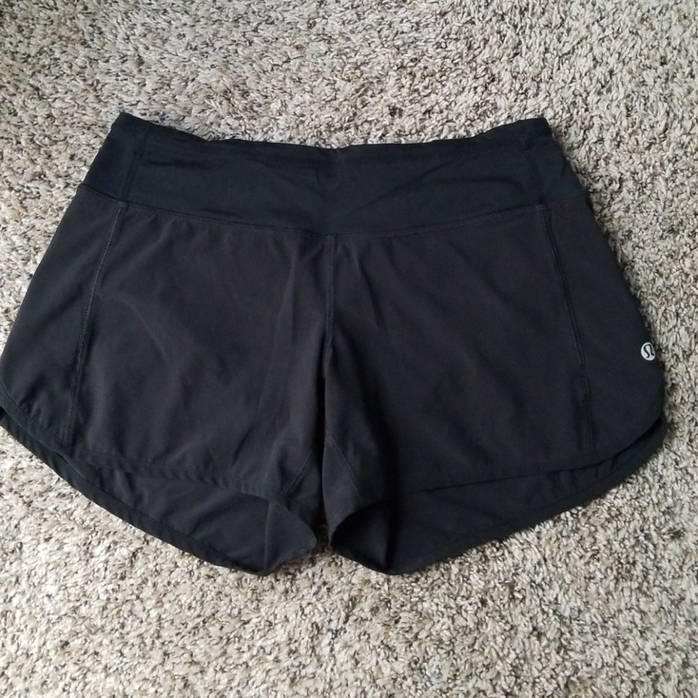 Lululemon Women's Black Short Size 2